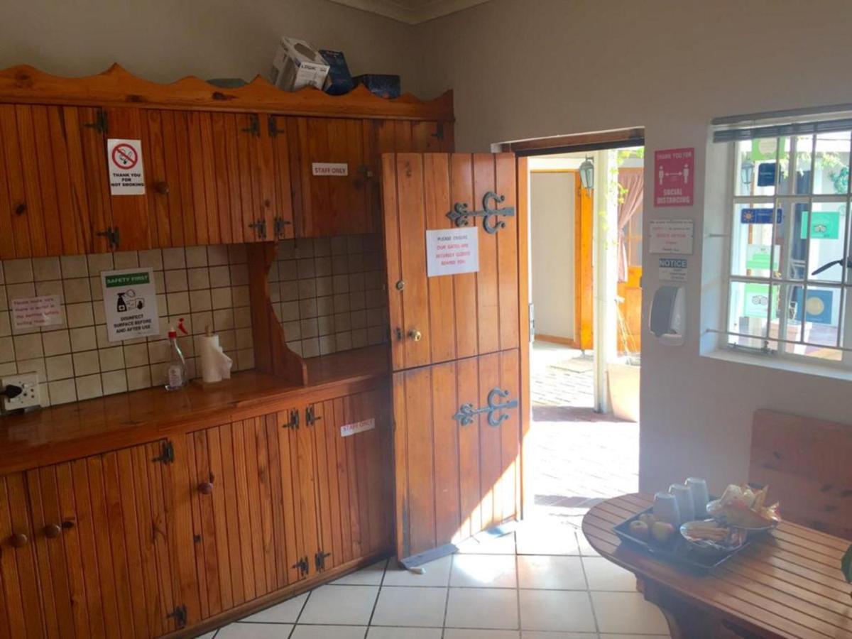 Jembjo'S Knysna Lodge & Backpackers מראה חיצוני תמונה