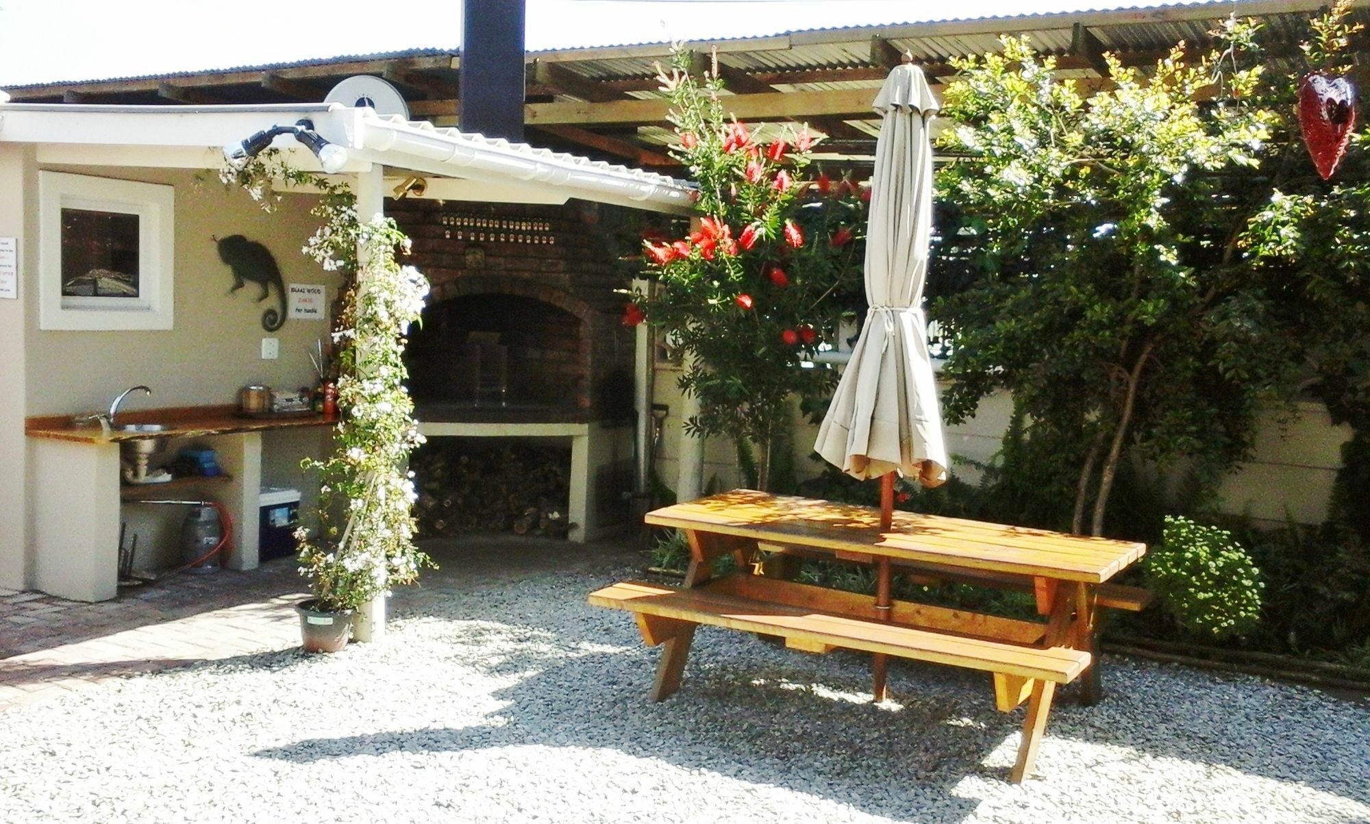 Jembjo'S Knysna Lodge & Backpackers מראה חיצוני תמונה