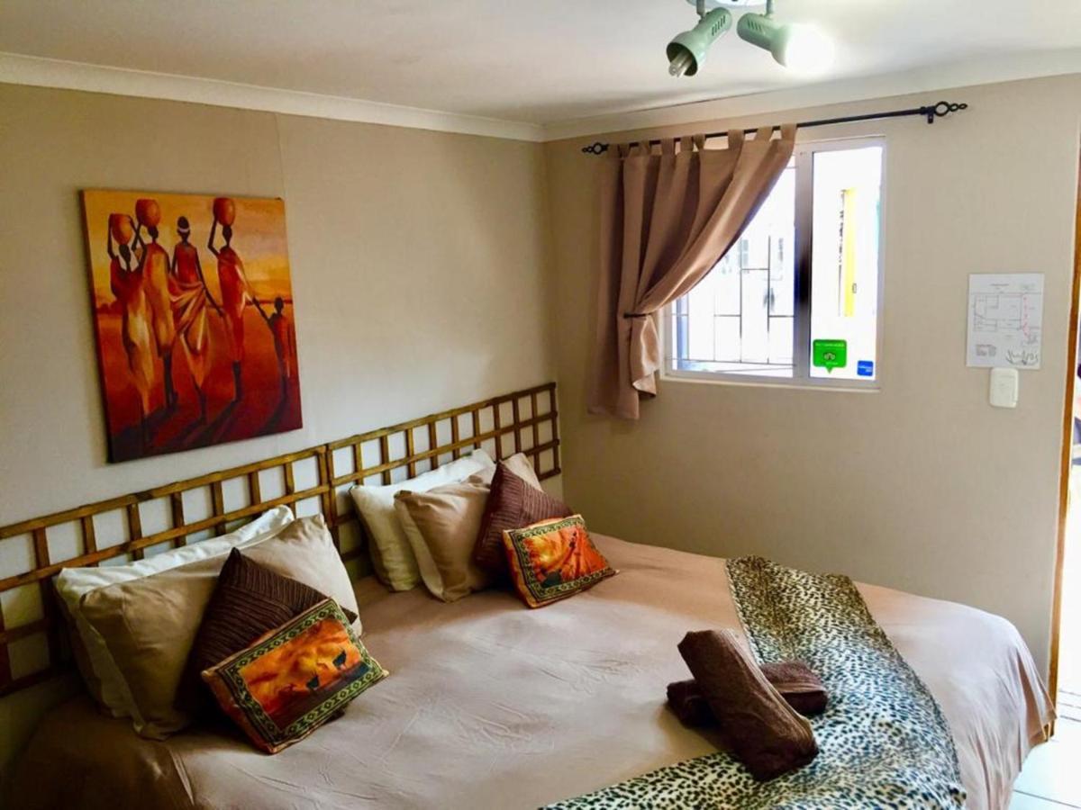Jembjo'S Knysna Lodge & Backpackers מראה חיצוני תמונה