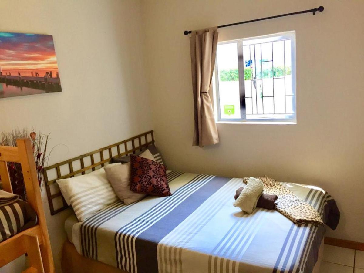 Jembjo'S Knysna Lodge & Backpackers מראה חיצוני תמונה