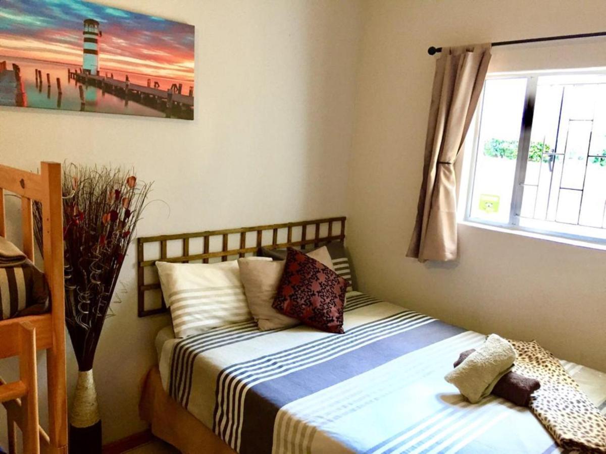 Jembjo'S Knysna Lodge & Backpackers מראה חיצוני תמונה